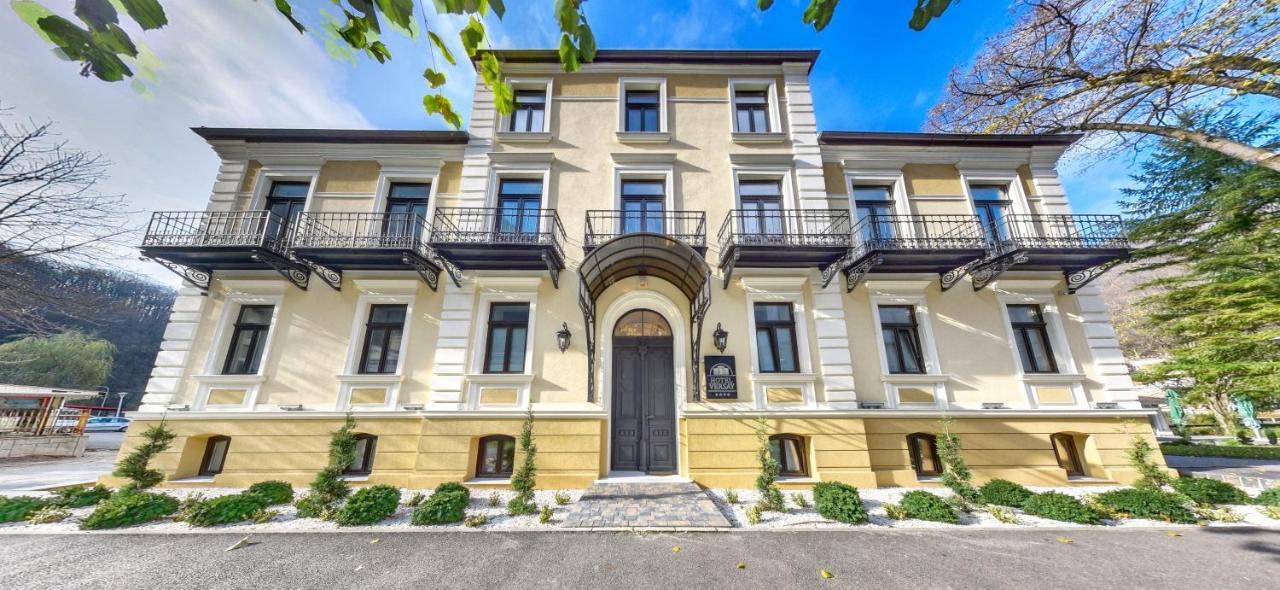 Hotel Versay Băile Herculane Extérieur photo